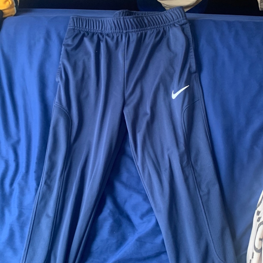 Boys Nike drifit pants